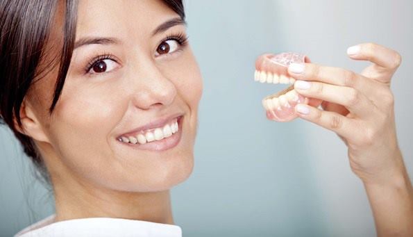 mujer-dentadura